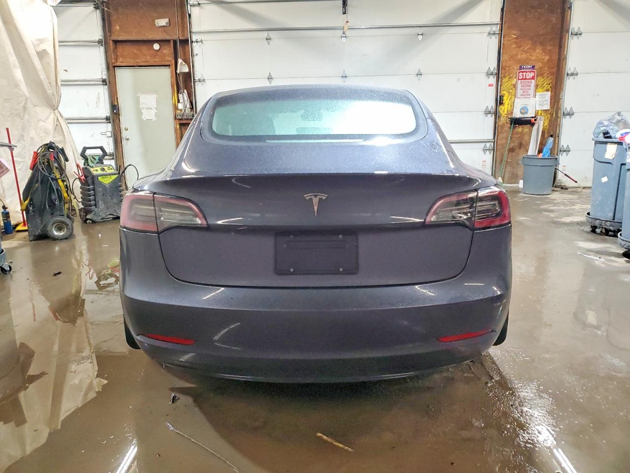 2023 TESLA MODEL 3 photo 6