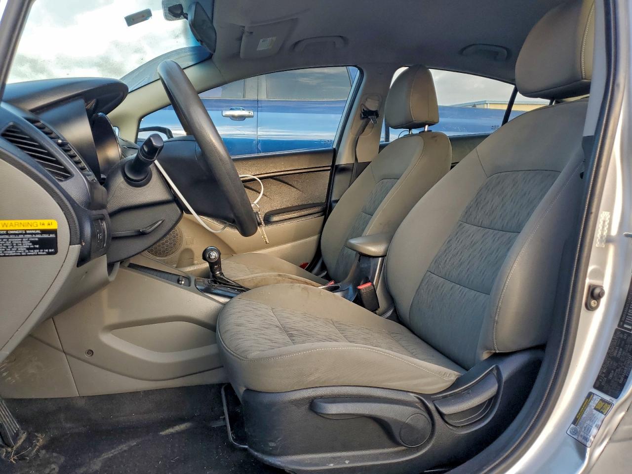 2014 KIA FORTE LX photo 7