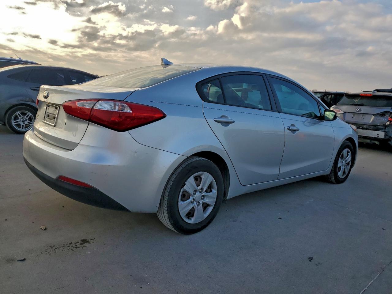2014 KIA FORTE LX photo 3