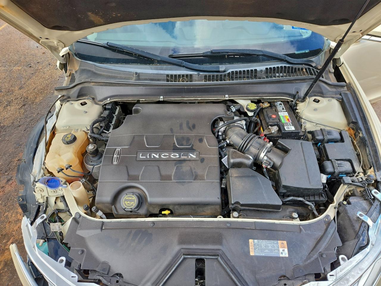 2015 LINCOLN MKZ photo 11