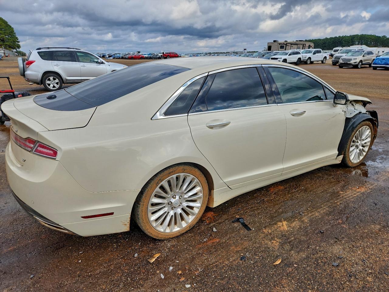 2015 LINCOLN MKZ photo 3
