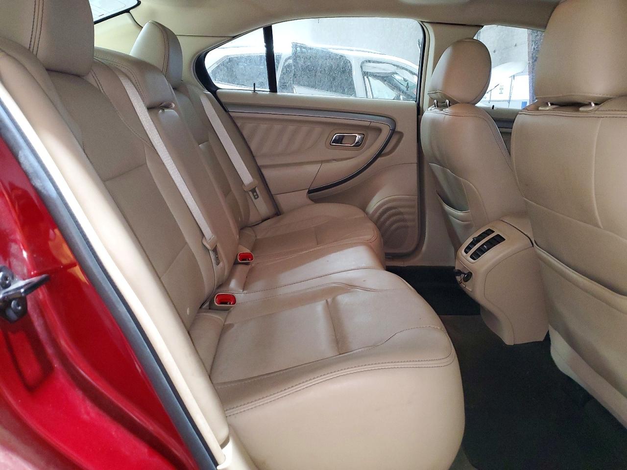 2014 FORD TAURUS SEL photo 10