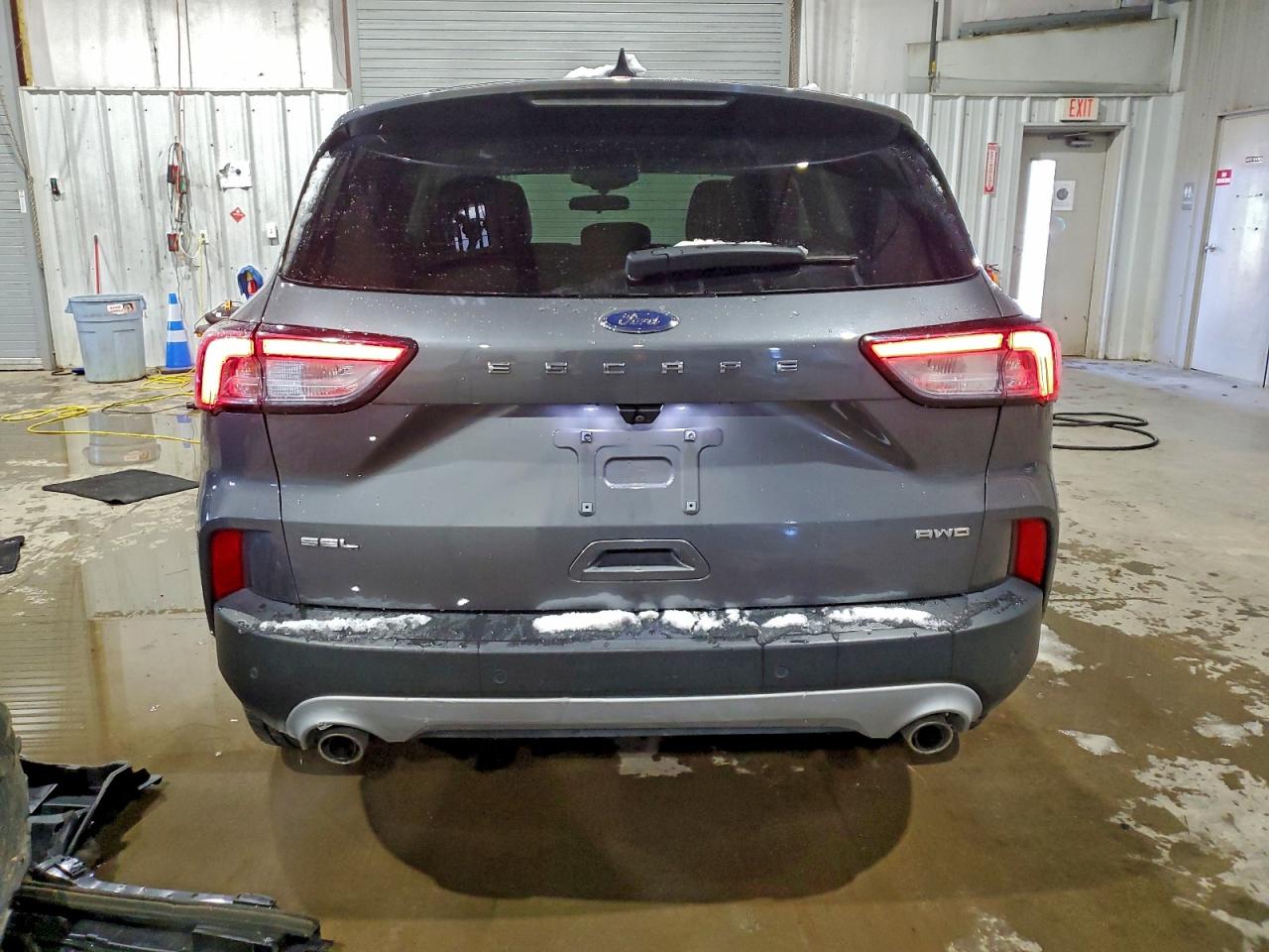 2022 FORD ESCAPE SEL photo 11