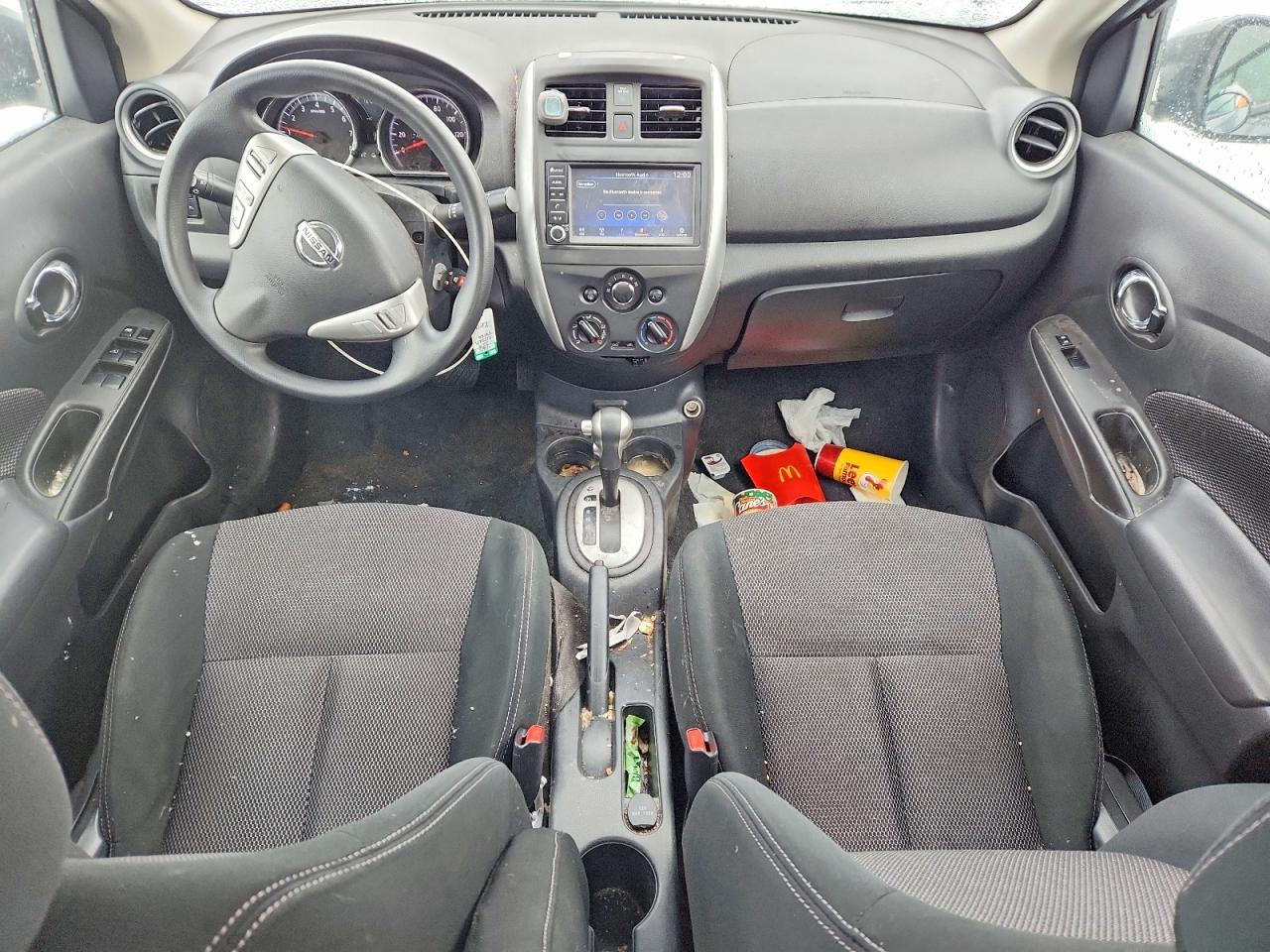 2019 NISSAN VERSA S photo 8