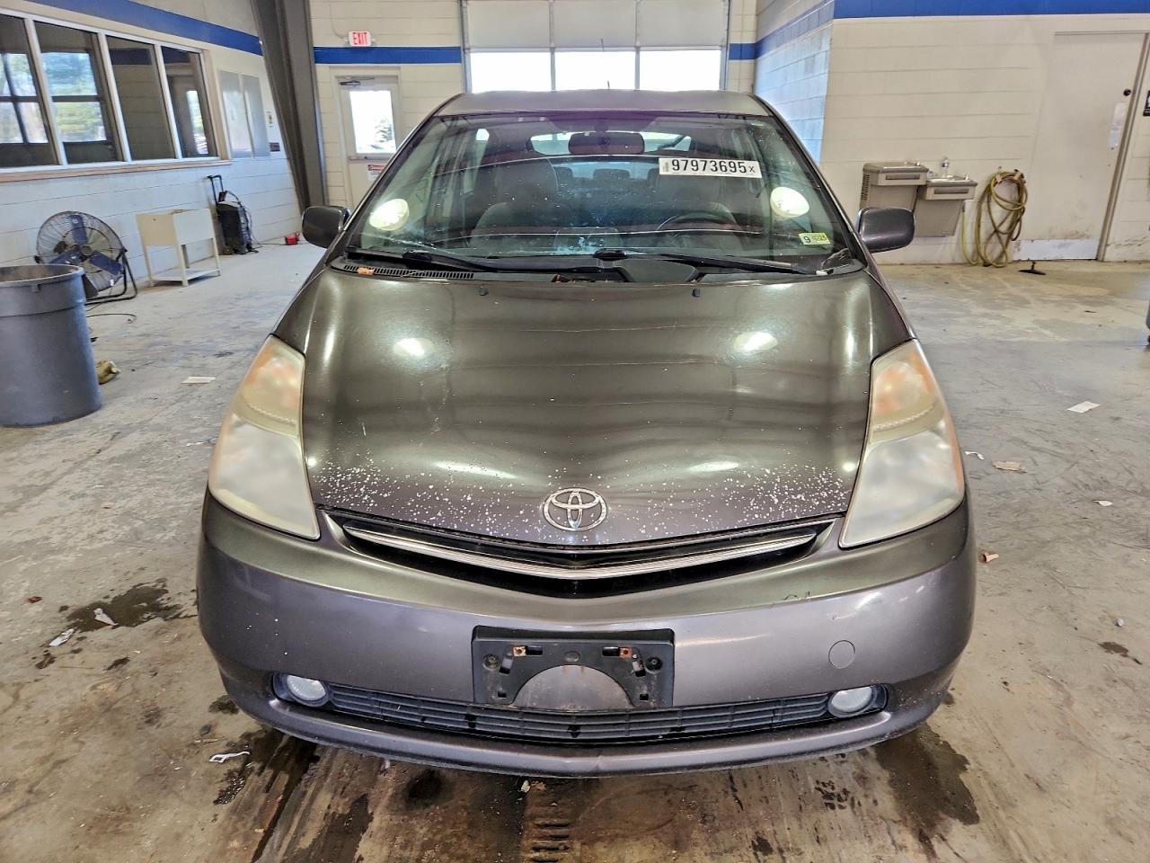 2009 TOYOTA PRIUS photo 5