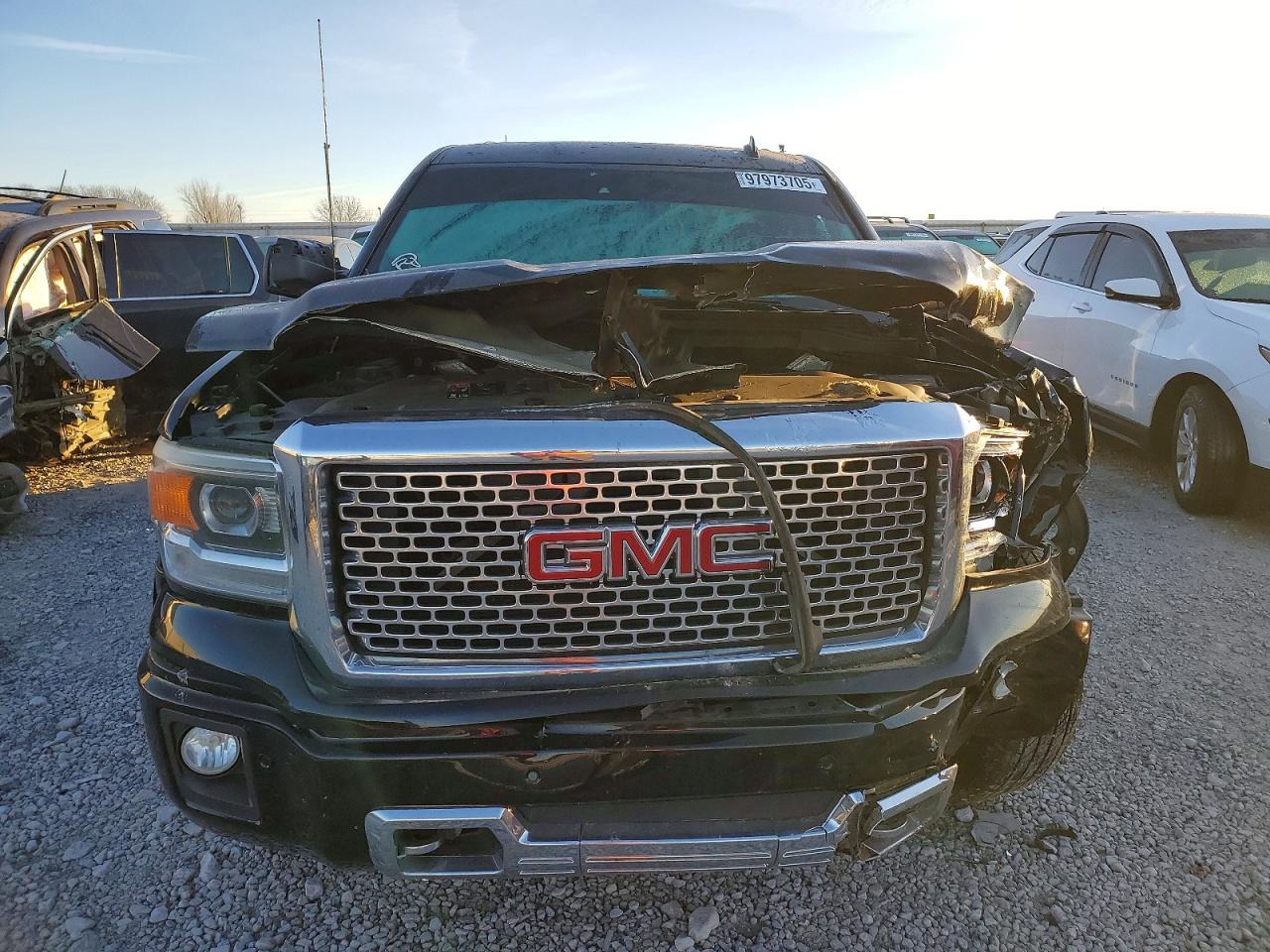 2014 GMC SIERRA K1500 DENALI photo 9