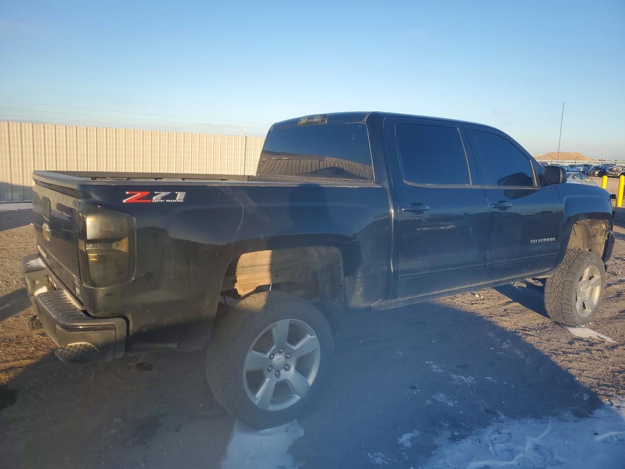 2018 CHEVROLET SILVERADO K1500 LT photo 5