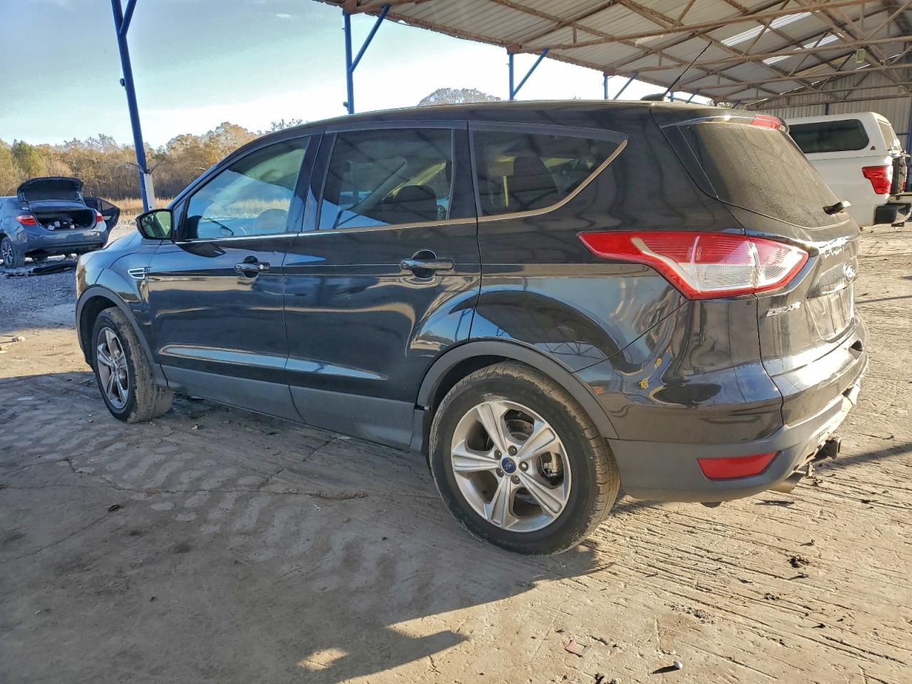 2015 FORD ESCAPE SE photo 2