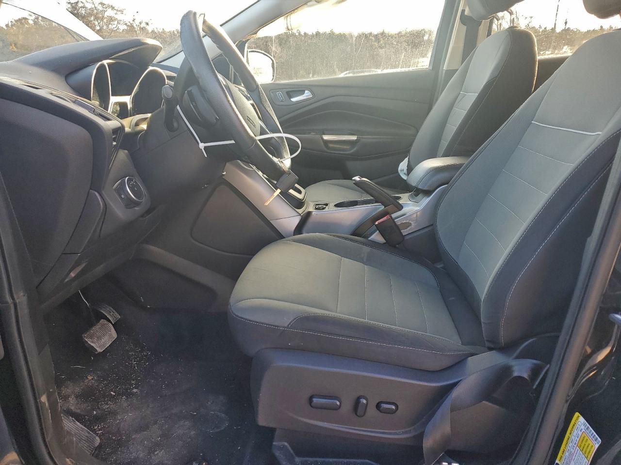 2015 FORD ESCAPE SE photo 7