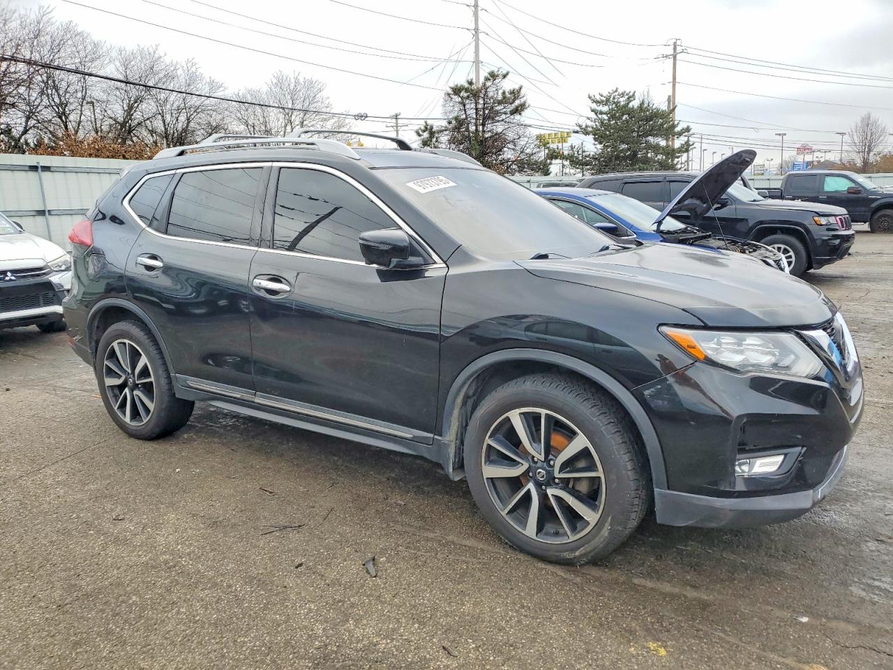 2019 NISSAN ROGUE S photo 4
