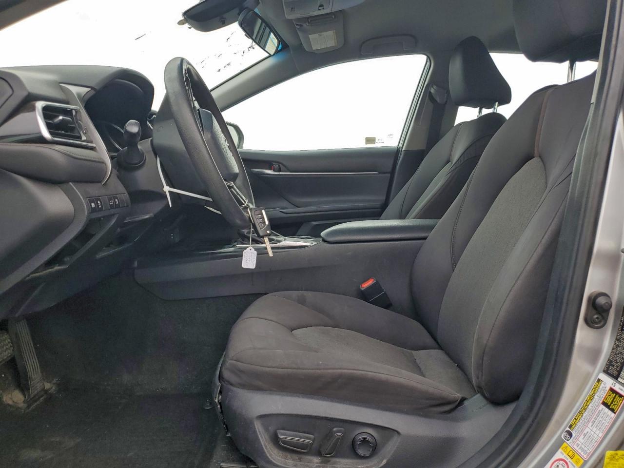 2018 TOYOTA CAMRY L photo 7