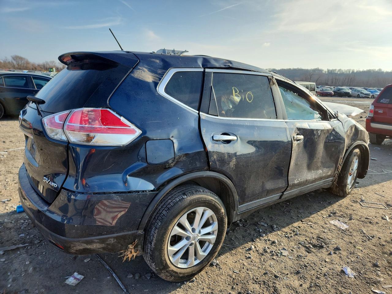 2016 NISSAN ROGUE S photo 3