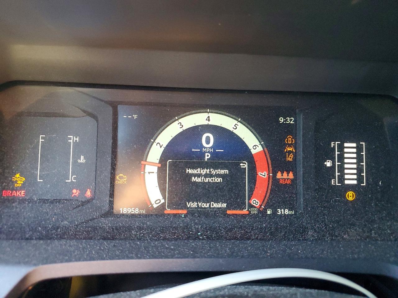 2024 TOYOTA TACOMA DOUBLE CAB photo 9