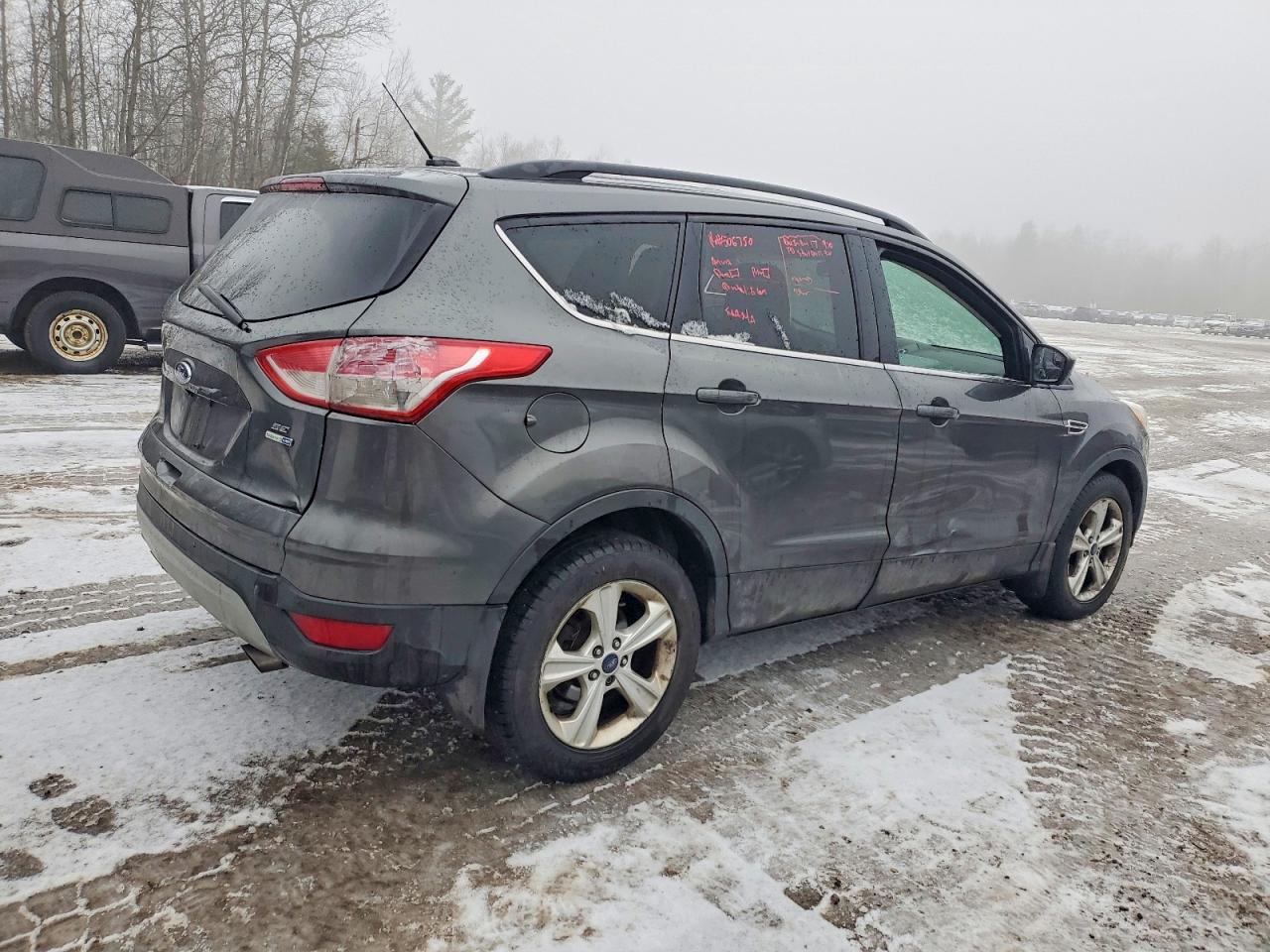 2015 FORD ESCAPE SE photo 3