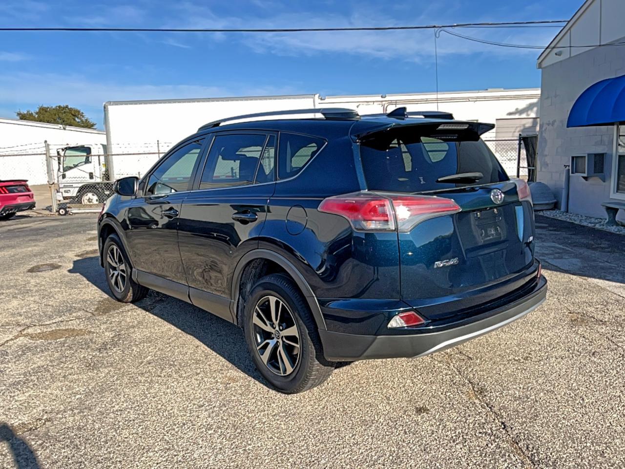 2018 TOYOTA RAV4 ADVENTURE photo 3