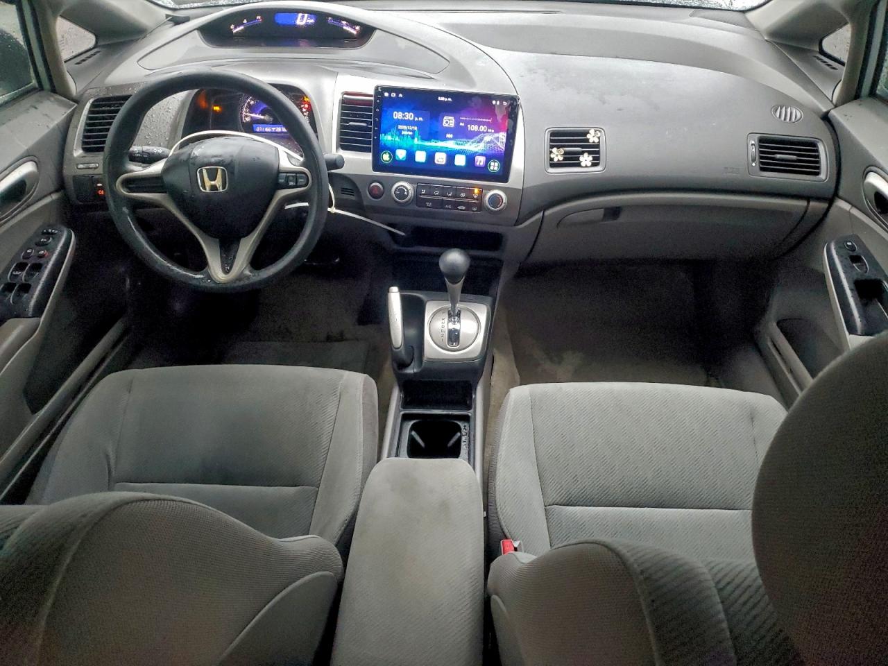2011 HONDA CIVIC LX photo 8