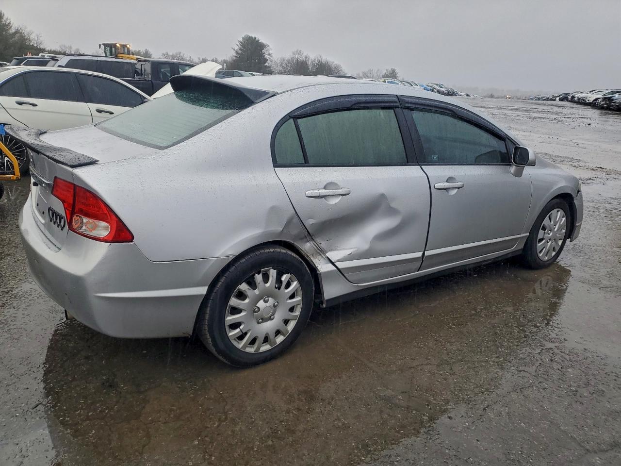 2011 HONDA CIVIC LX photo 3
