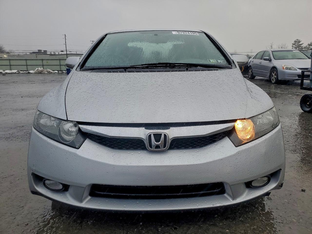 2011 HONDA CIVIC LX photo 5