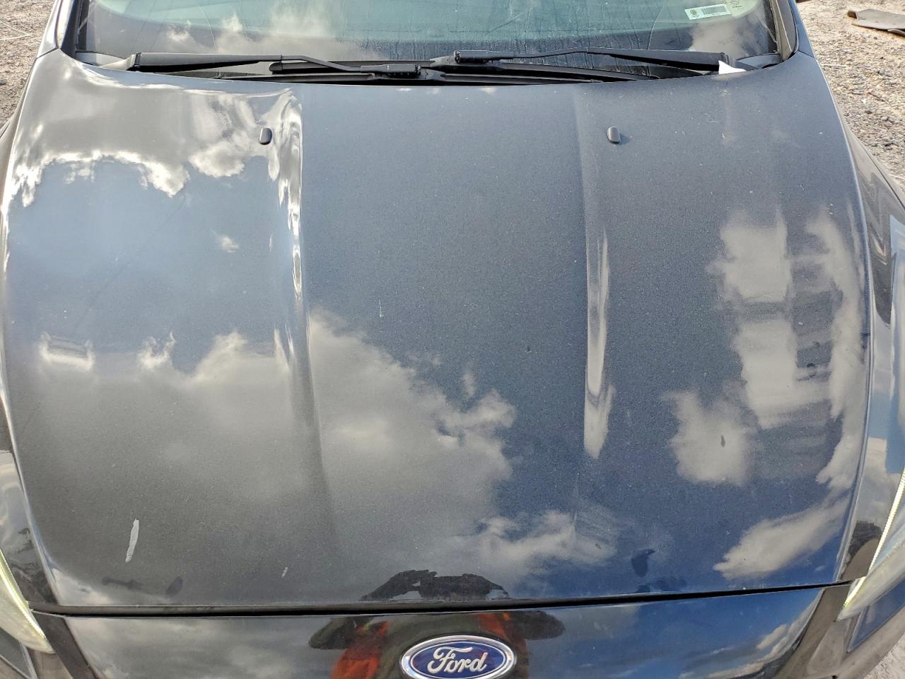 2017 FORD FOCUS SE photo 11