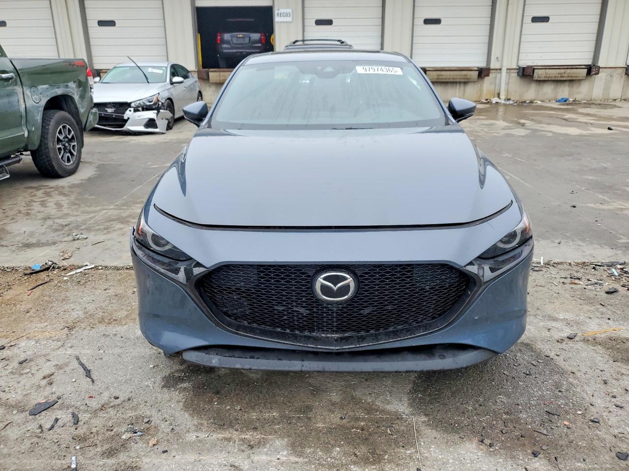 2019 MAZDA 3 PREMIUM photo 9