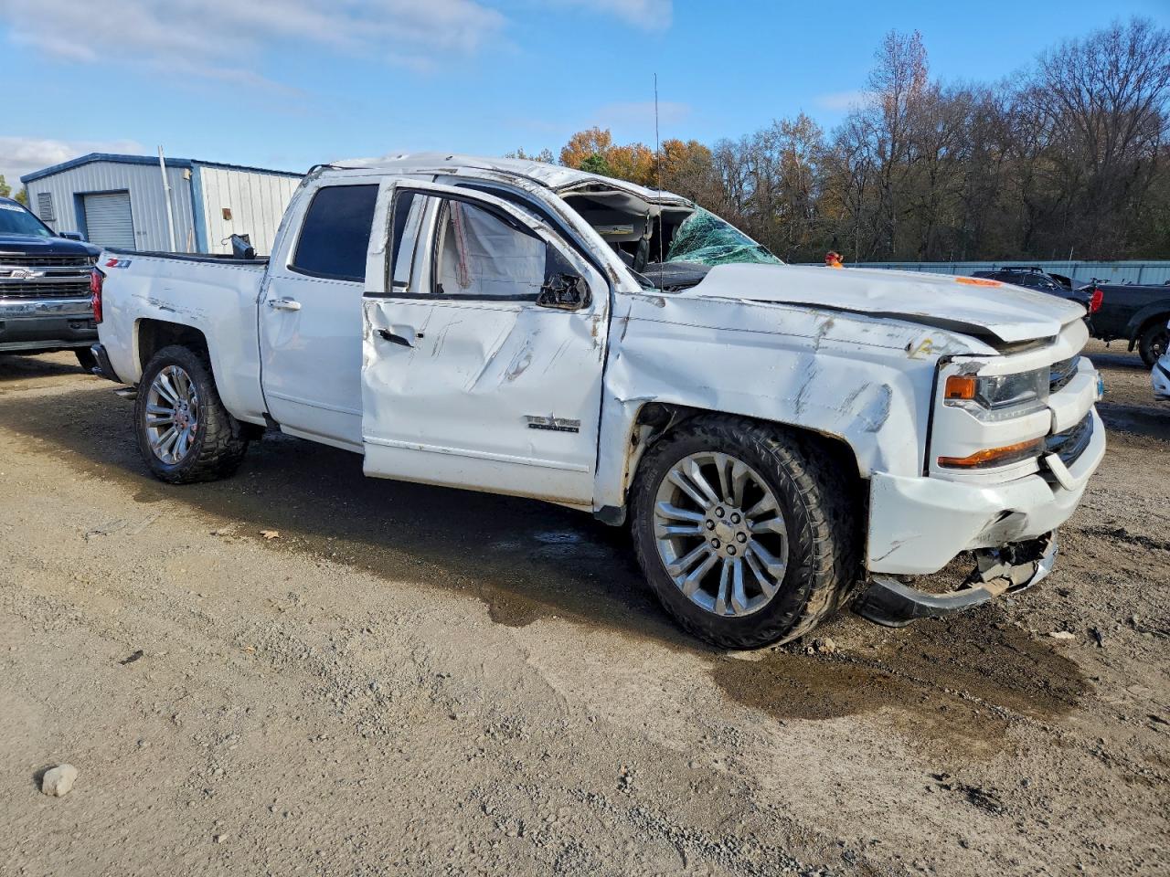 2018 CHEVROLET SILVERADO K1500 LT photo 4