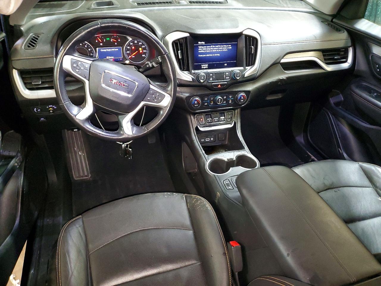 2020 GMC TERRAIN SLT photo 8