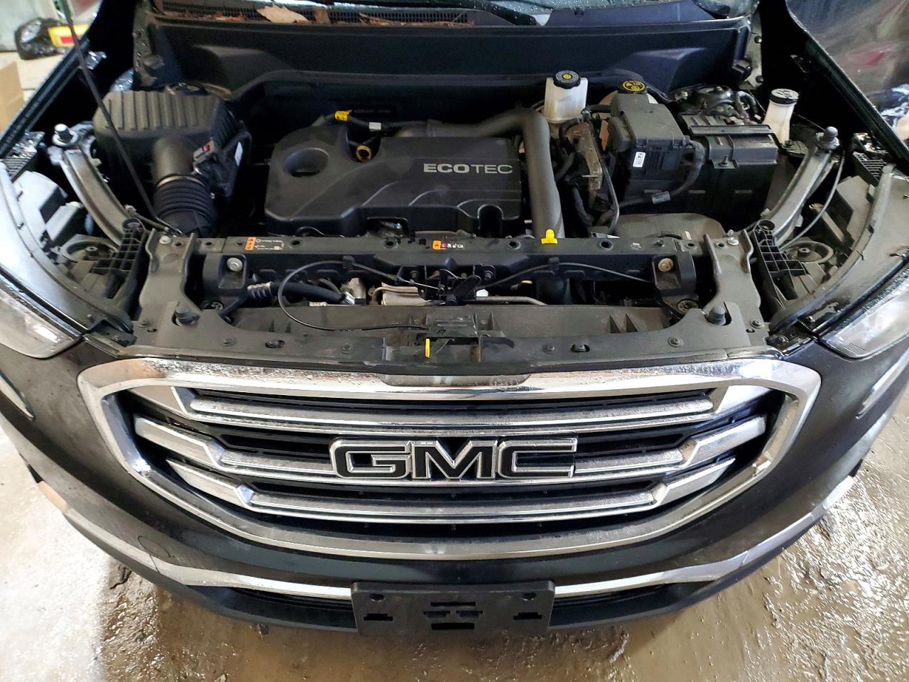 2020 GMC TERRAIN SLT photo 12