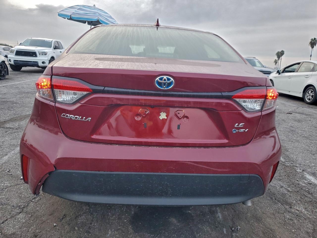 2025 TOYOTA COROLLA LE photo 6
