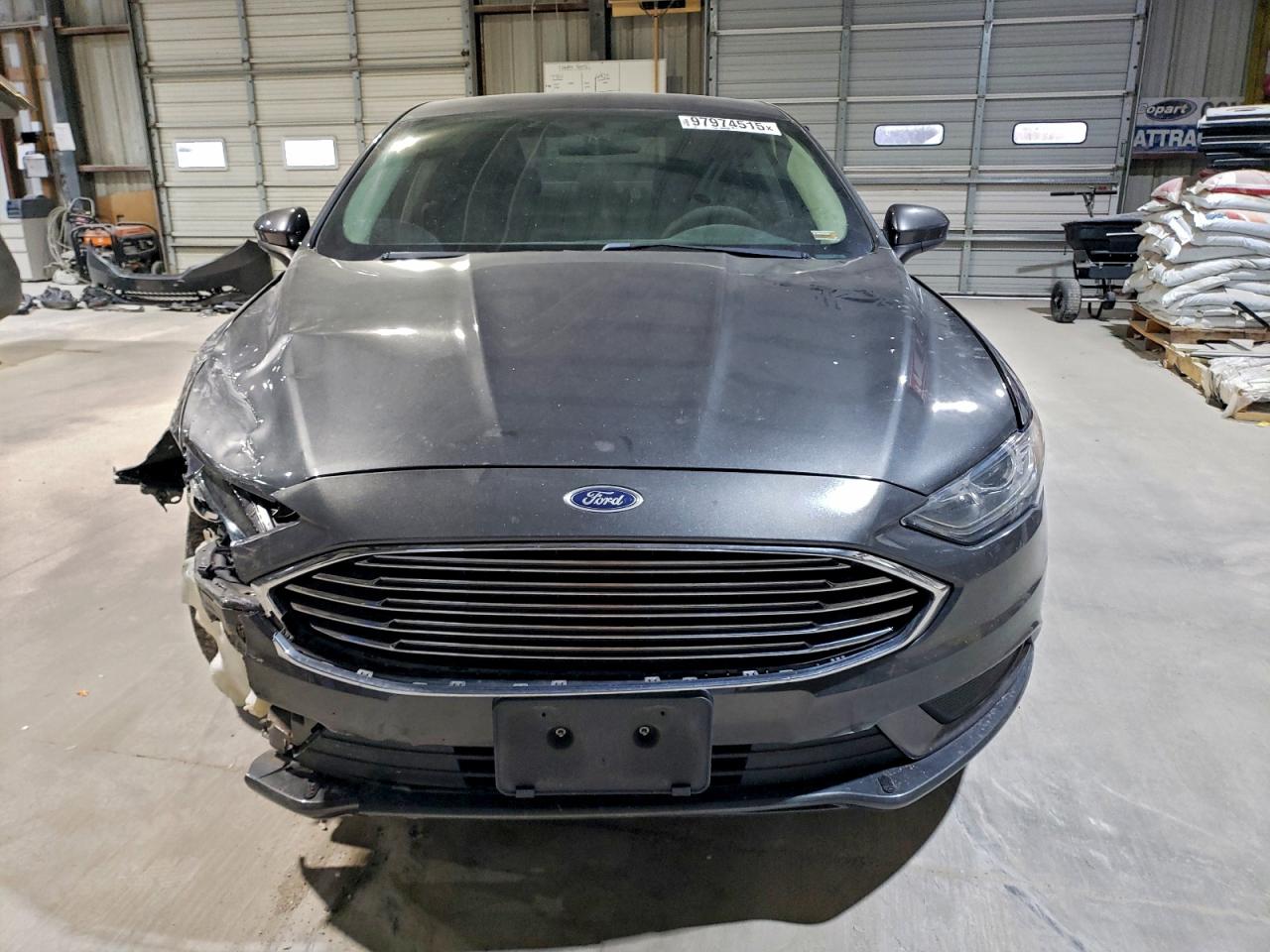 2017 FORD FUSION SE photo 5