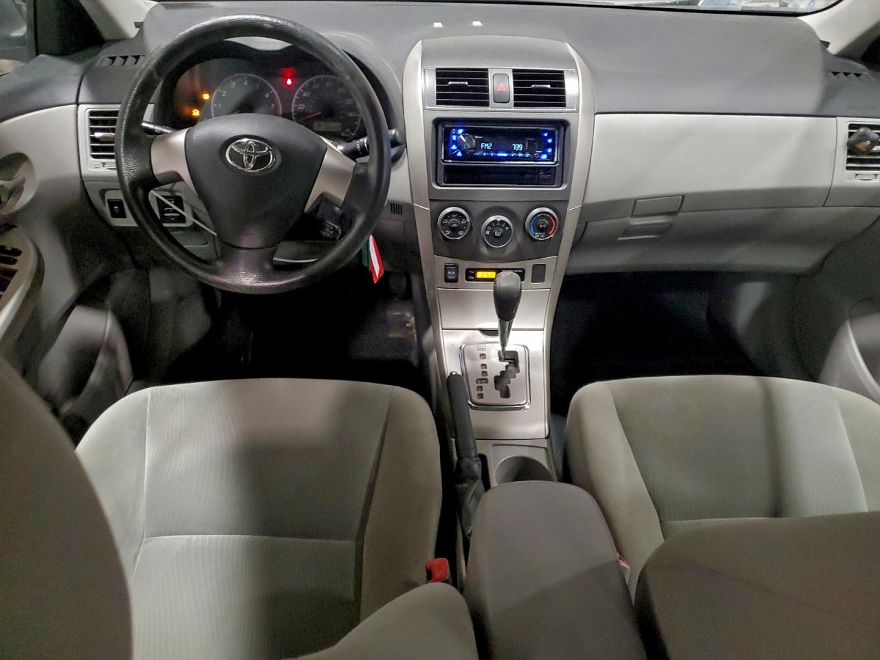 2011 TOYOTA COROLLA BASE photo 8