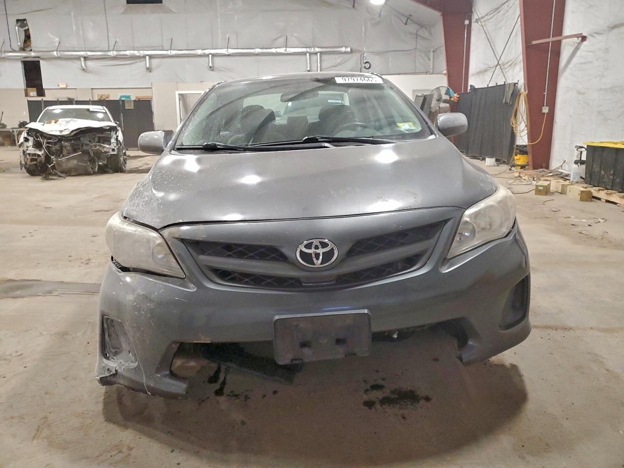 2011 TOYOTA COROLLA BASE photo 5
