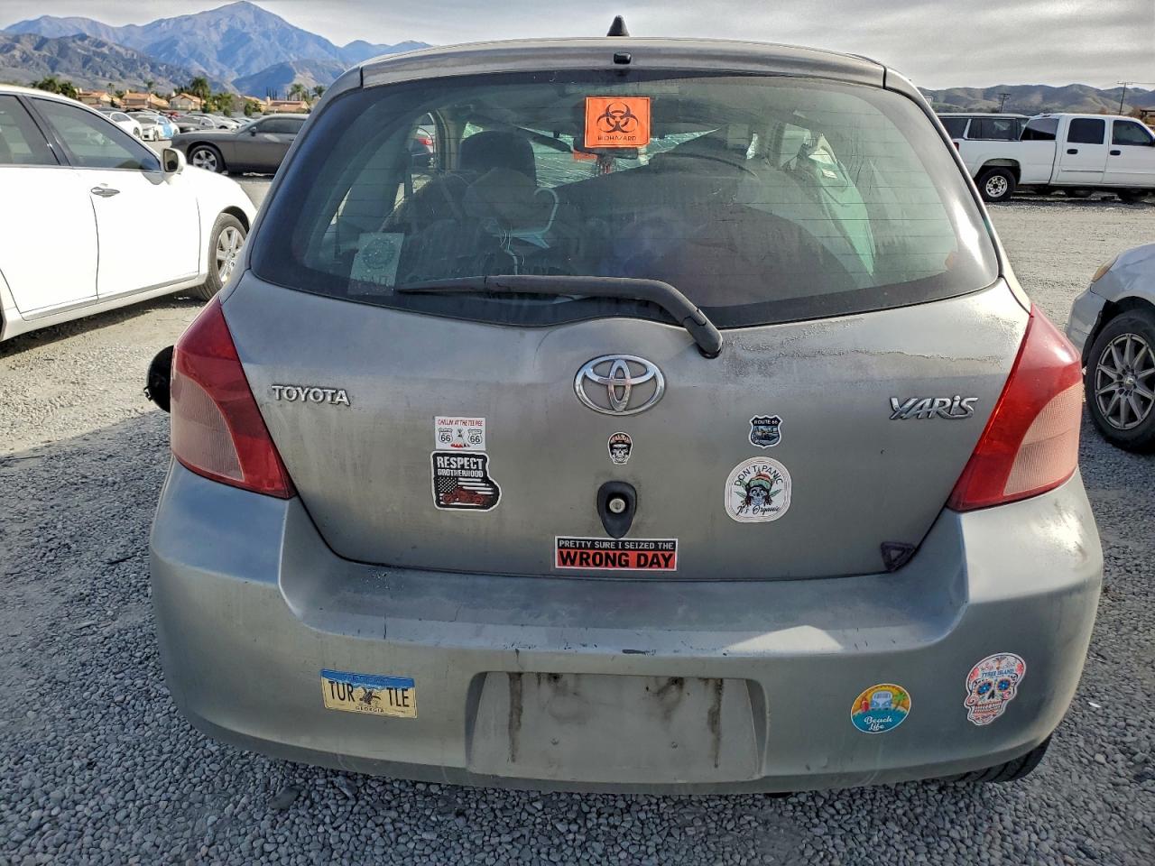 2008 TOYOTA YARIS photo 6