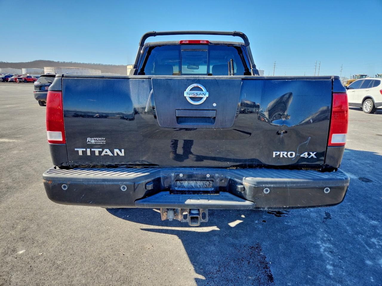 2011 NISSAN TITAN S photo 6
