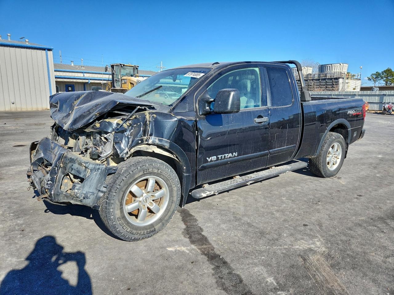 2011 NISSAN TITAN