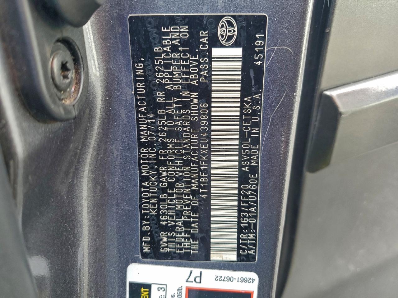 2014 TOYOTA CAMRY L photo 12