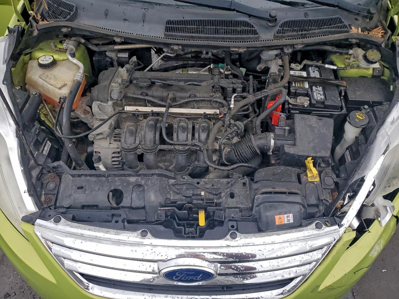 2012 FORD FIESTA SEL photo 11