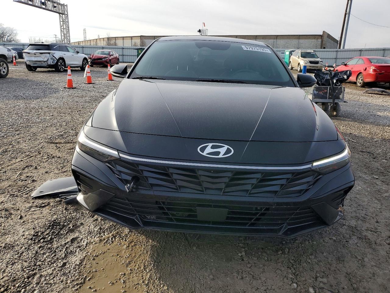 2025 HYUNDAI ELANTRA LIMITED photo 5