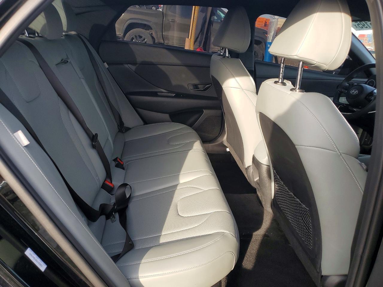 2025 HYUNDAI ELANTRA LIMITED photo 10