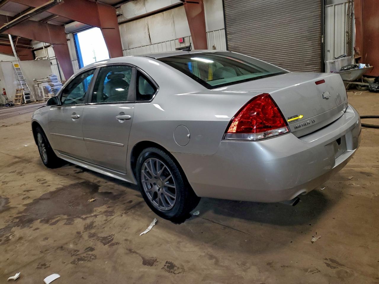 2013 CHEVROLET IMPALA LT photo 2