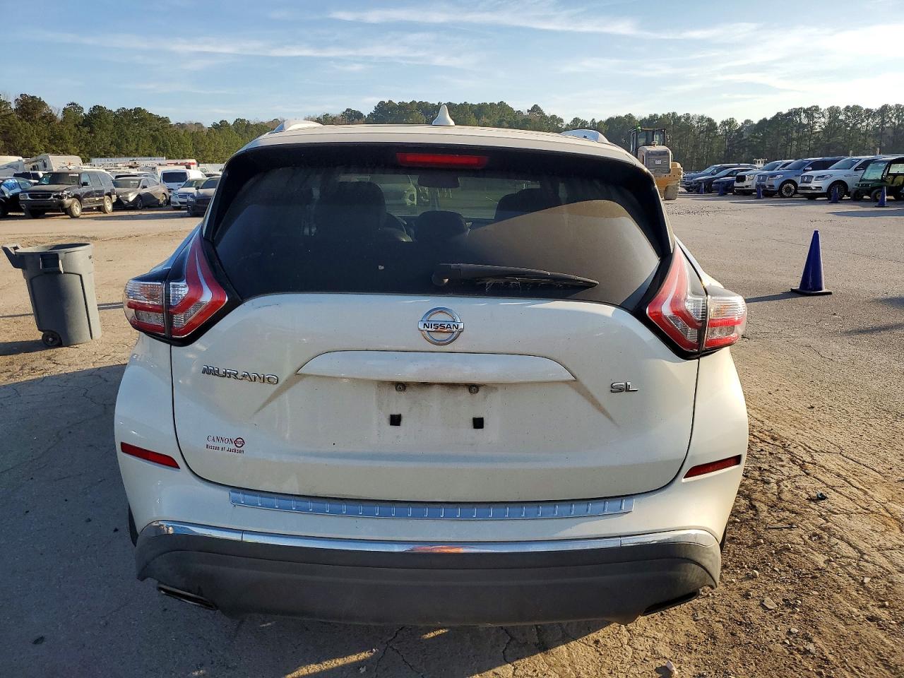 2017 NISSAN MURANO S photo 6