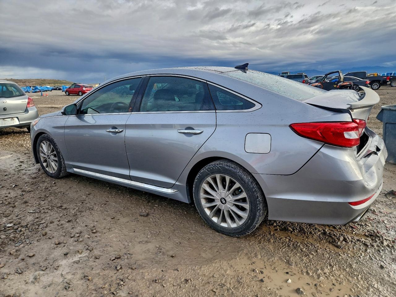 2015 HYUNDAI SONATA SPORT photo 2