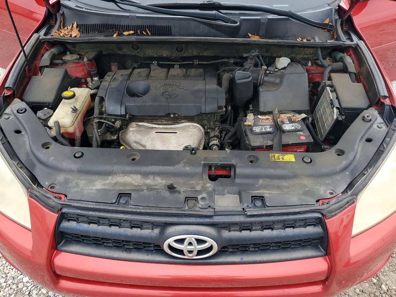 2011 TOYOTA RAV4 photo 12