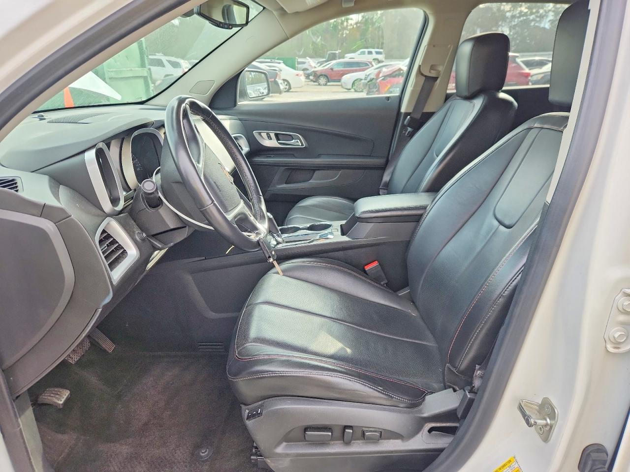 2017 CHEVROLET EQUINOX LT photo 7