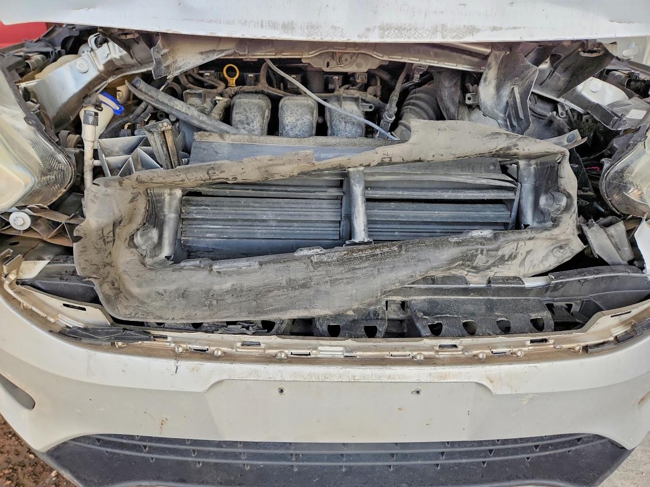 2015 FORD FOCUS SE photo 12