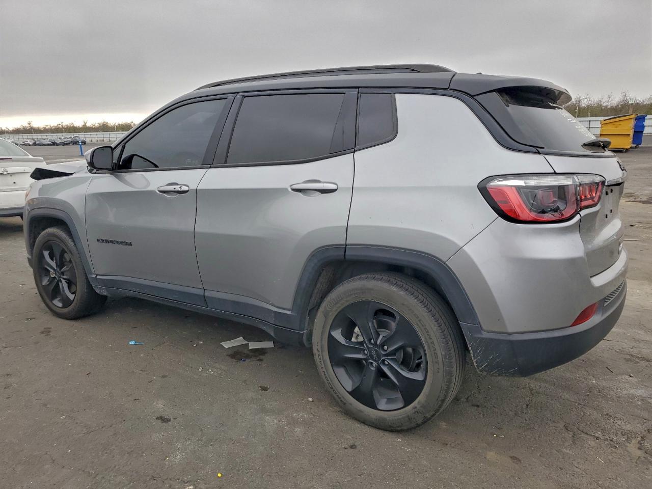 2021 JEEP COMPASS LATITUDE photo 2