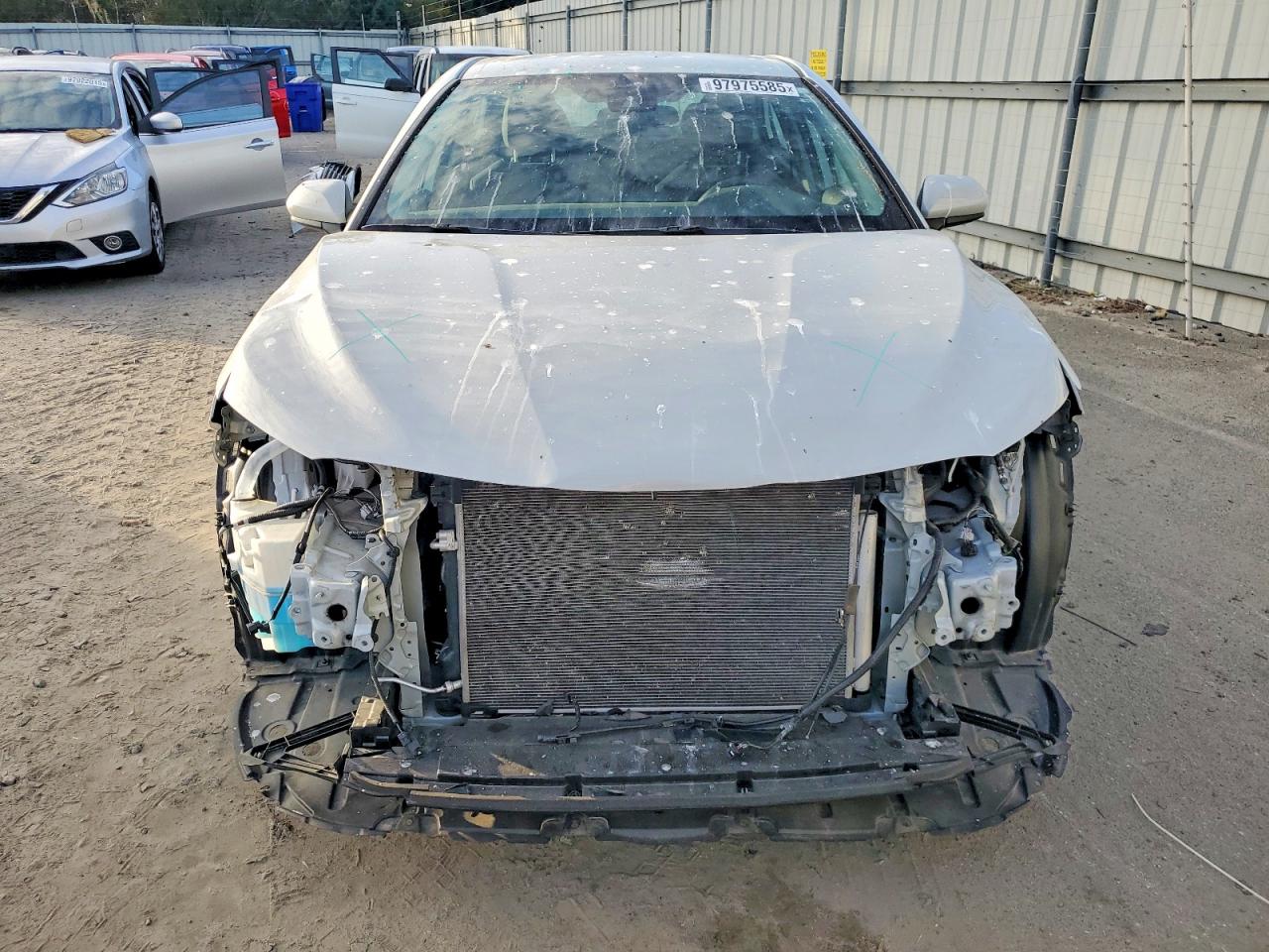 2023 TOYOTA CAMRY LE photo 5