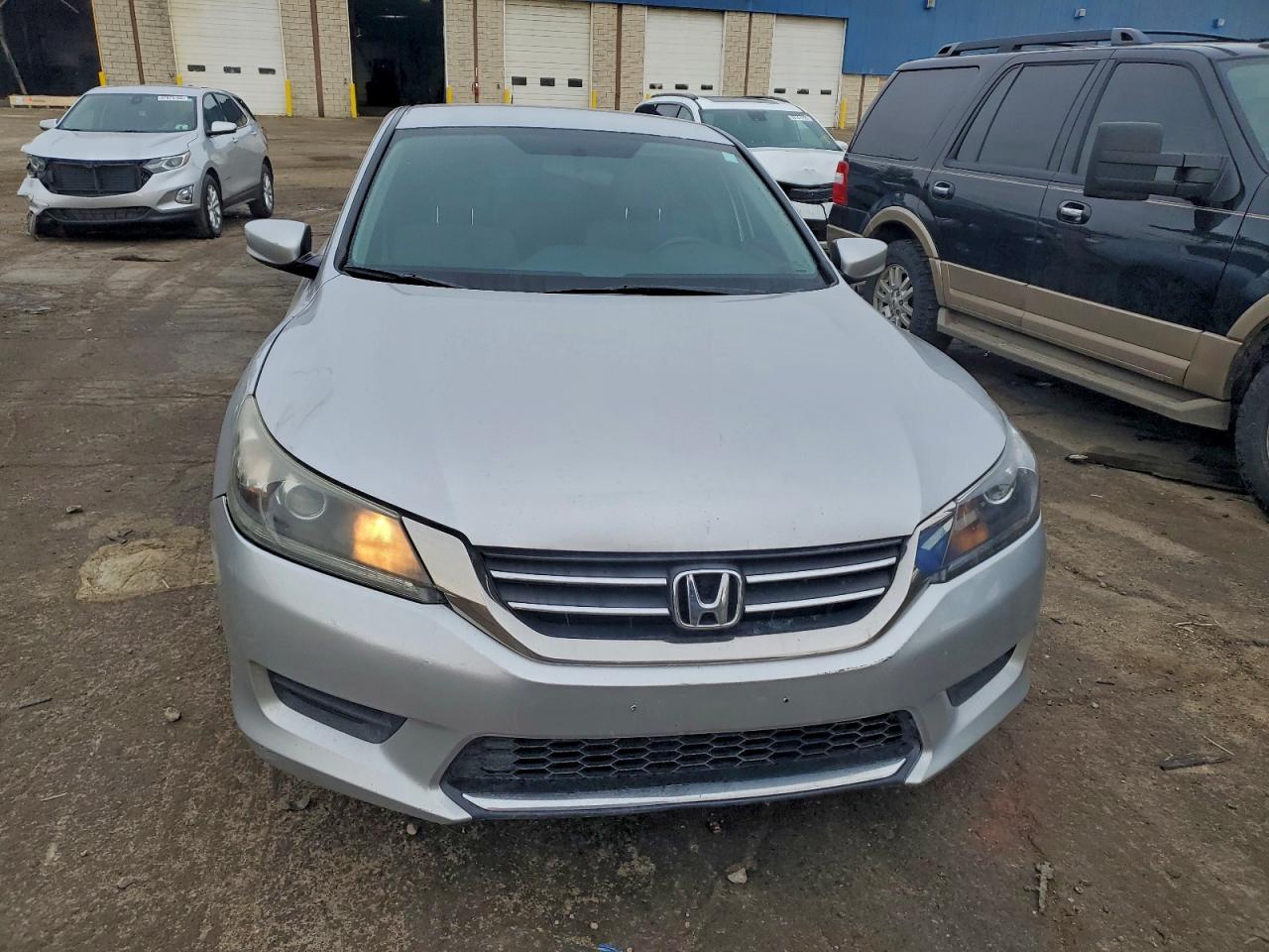 2013 HONDA ACCORD LX photo 5