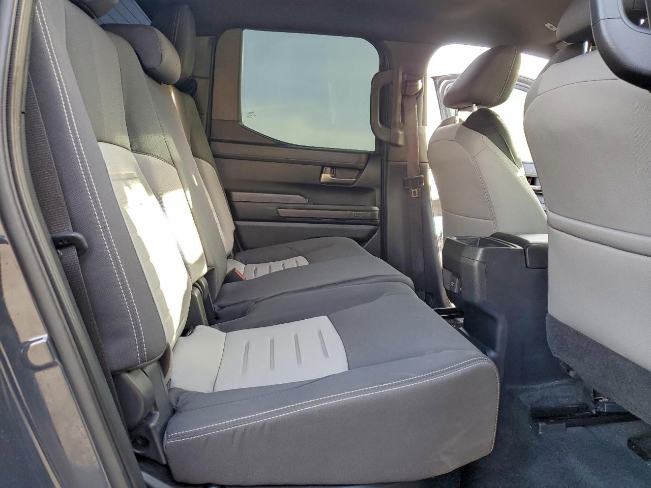 2025 TOYOTA TACOMA DOUBLE CAB photo 10