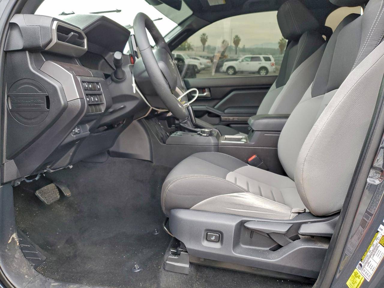 2025 TOYOTA TACOMA DOUBLE CAB photo 7