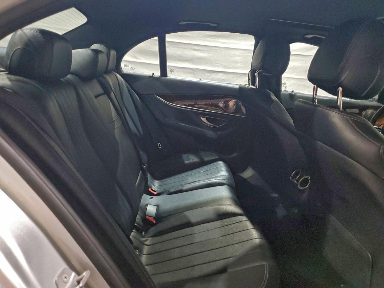 2017 MERCEDES-BENZ E 300 4MATIC photo 10